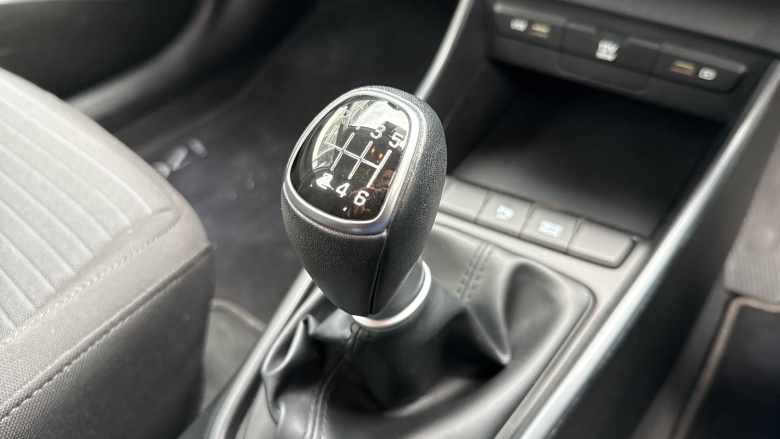 Hyundai i20 1.0T GDi 48V MHD SE Connect 5dr Petrol Hatchback